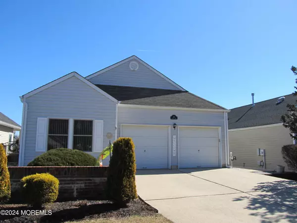 63 Lookout Drive, Manahawkin, NJ 08050