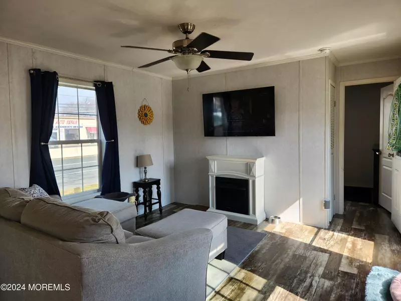 2 Sams Court, Hazlet, NJ 07730