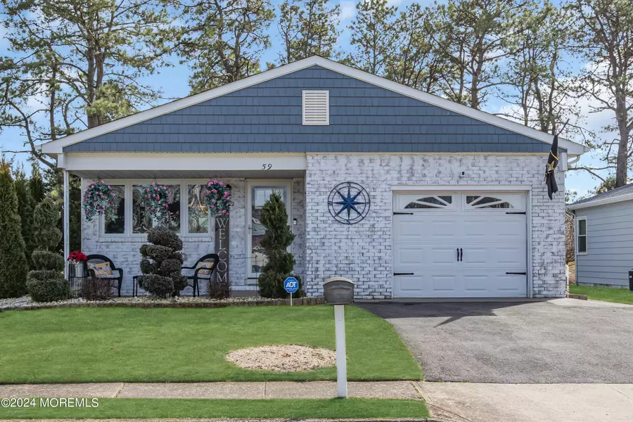 59 Orlando Boulevard, Toms River, NJ 08757