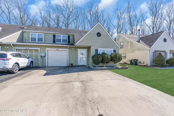 Freehold, NJ 07728,60 Scenic Drive