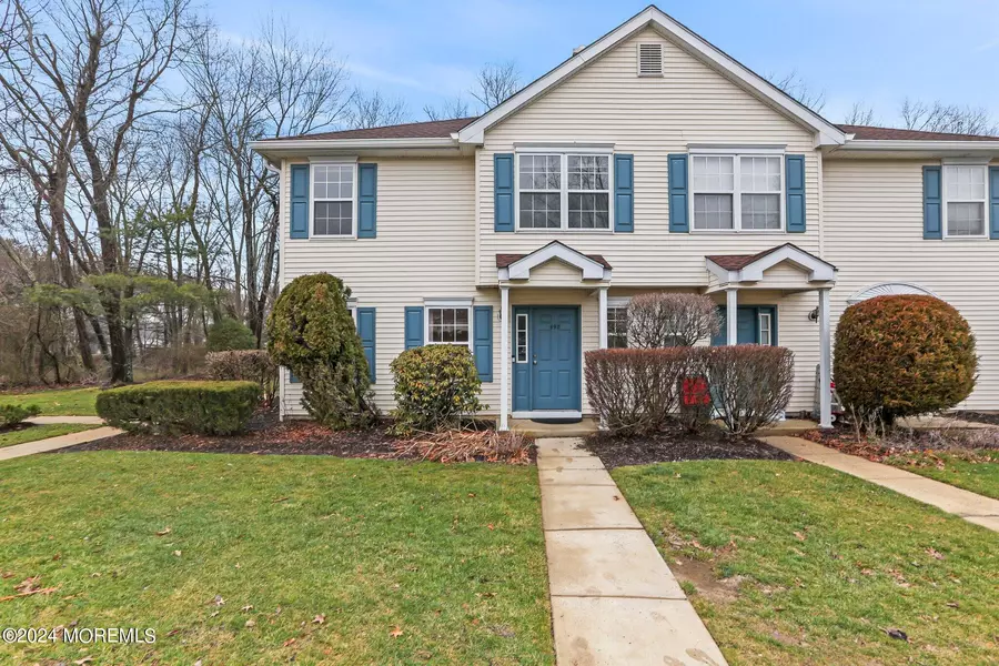 498 Tivoli Court, Morganville, NJ 07751