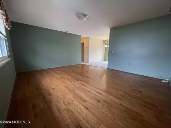 Matawan, NJ 07747,63 Galewood Drive ##C