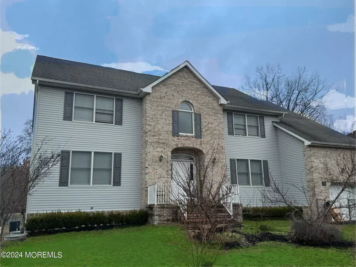 Lakewood, NJ 08701,28 Sienna Way