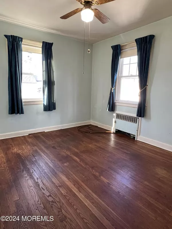 Bloomfield, NJ 07003,54 Lakewood Terrace