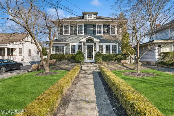 Red Bank, NJ 07701,96 E Bergen Place