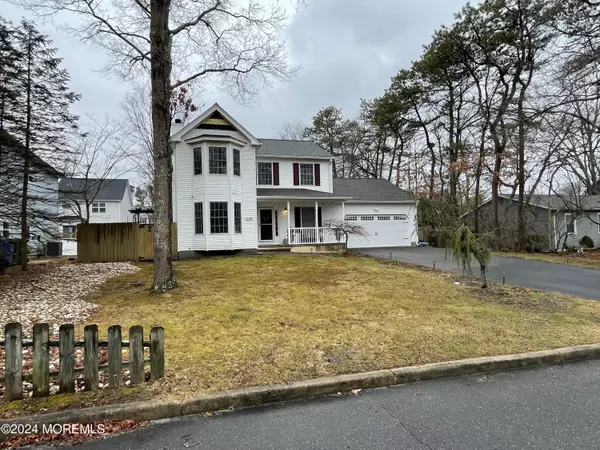 Manahawkin, NJ 08050,1223 Canal Avenue