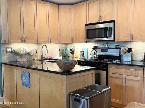 Asbury Park, NJ 07712,301 6th Avenue #307