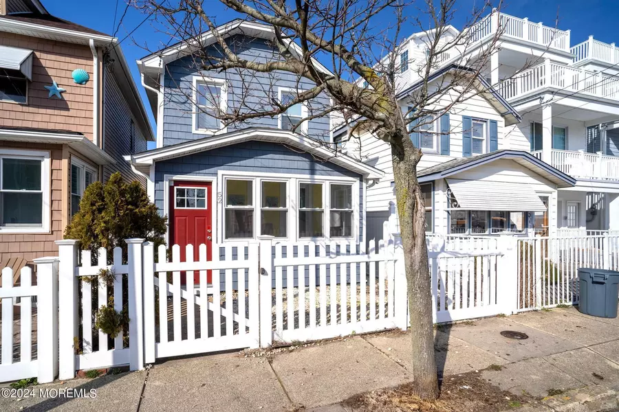 52 Dupont Avenue, Seaside Heights, NJ 08751