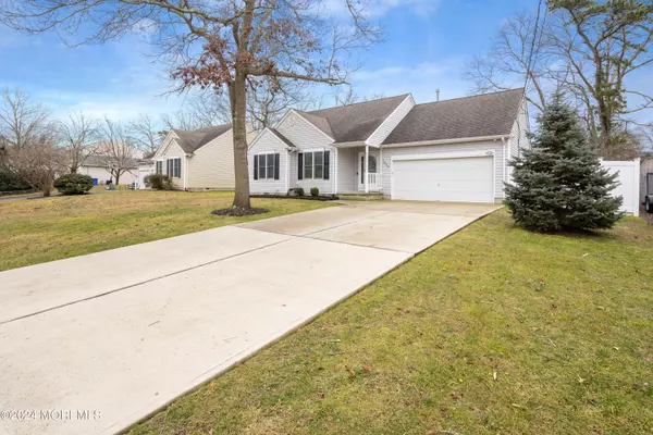 Manahawkin, NJ 08050,1023 Sailor Drive