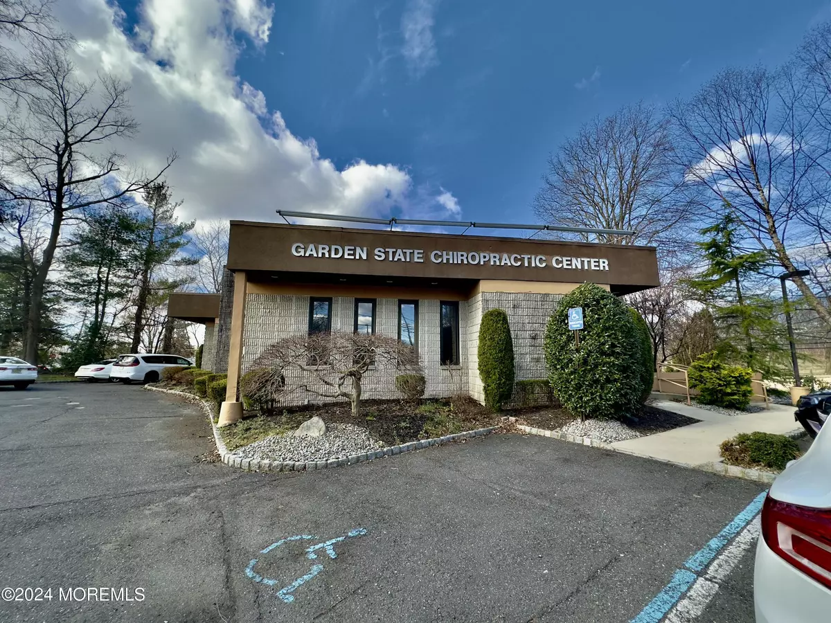 Manalapan, NJ 07726,711 Tennent Road