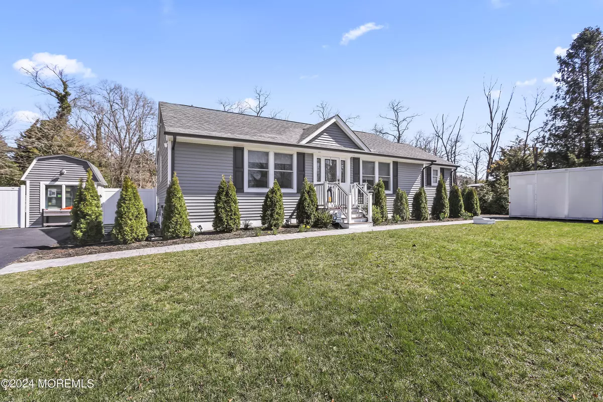 Wall, NJ 07719,1520 Gully Road