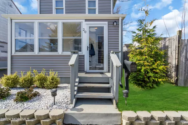 Matawan, NJ 07747,20 Clinton Street