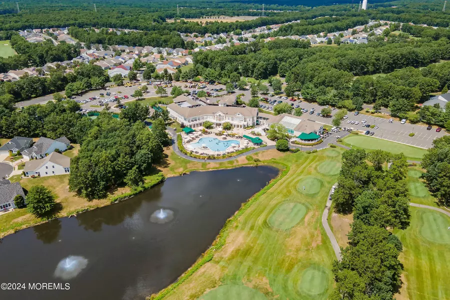 41 Pine Valley Road, Jackson, NJ 08527