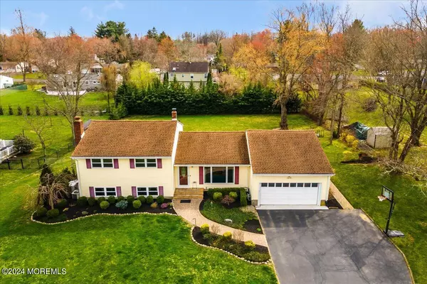 Tinton Falls, NJ 07724,36 Willow Road