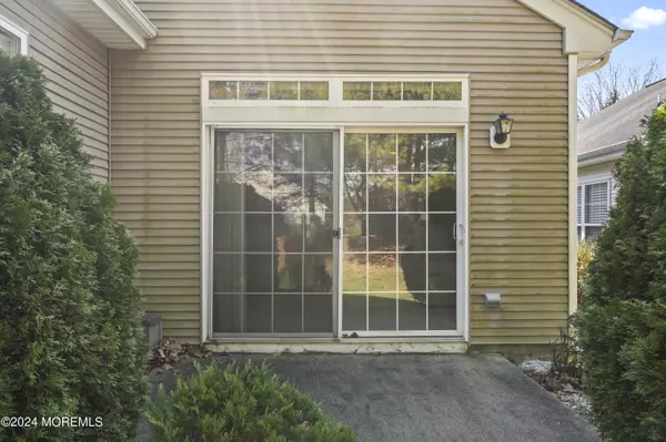 Lakewood, NJ 08701,6 Autumn Rise Lane