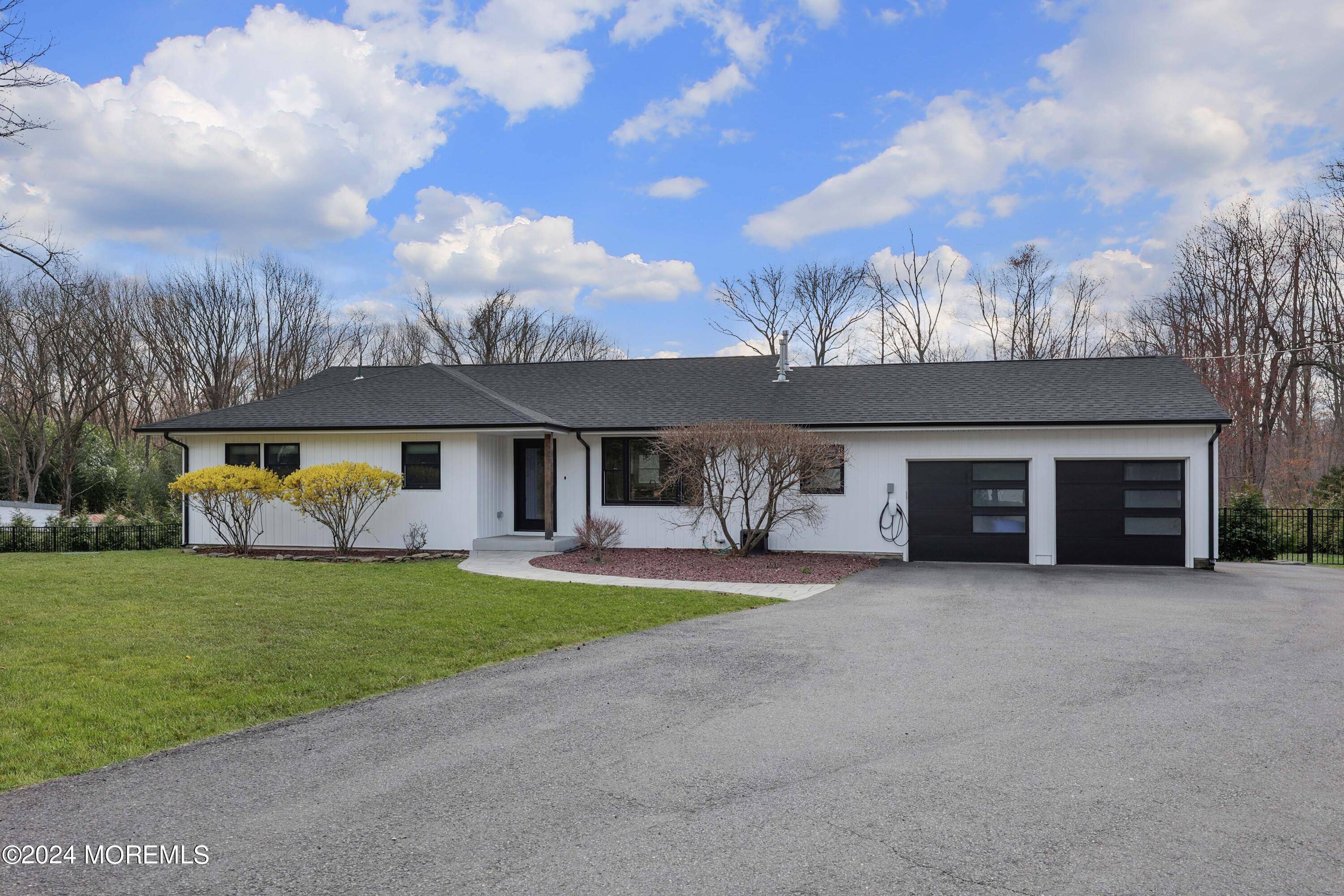 Morganville, NJ 07751,7 Bauers Lane