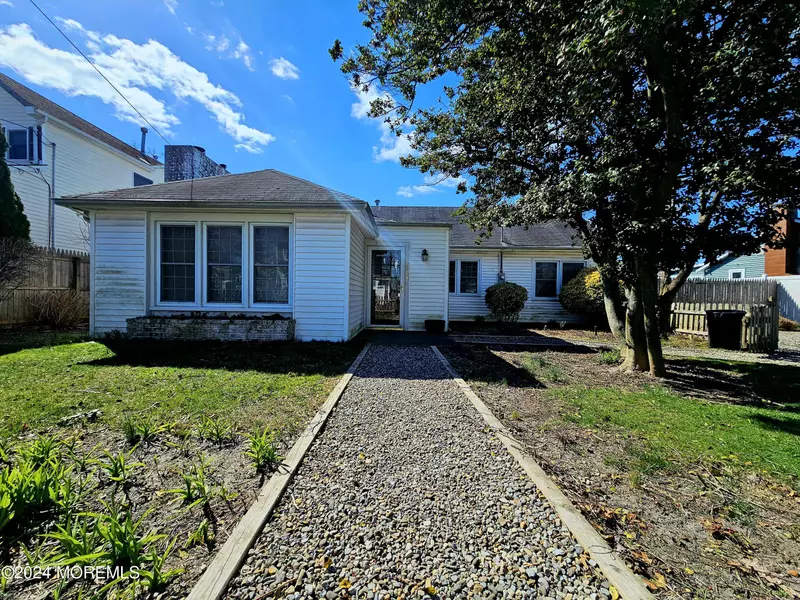 2604 Newark Avenue, Point Pleasant, NJ 08742