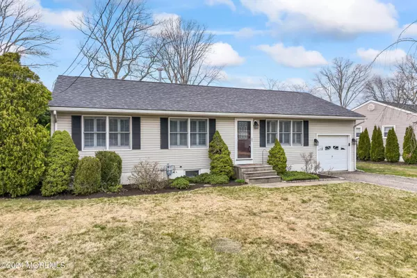 Brick, NJ 08724,107 Suburban Road