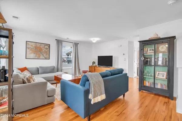 Red Bank, NJ 07701,108 Dr James Parker Boulevard #D10