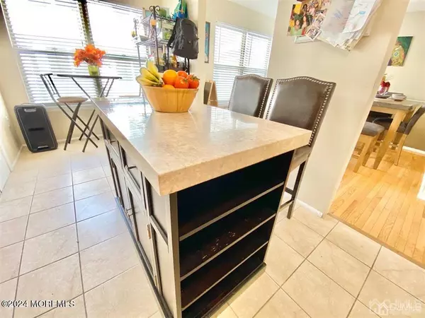 Perth Amboy City, NJ 08861,790 Harbortown Boulevard #790