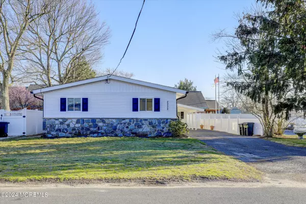 Point Pleasant, NJ 08742,2228 North Road