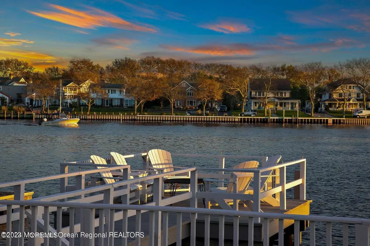 Avon-by-the-sea, NJ 07717,32 Poole Avenue