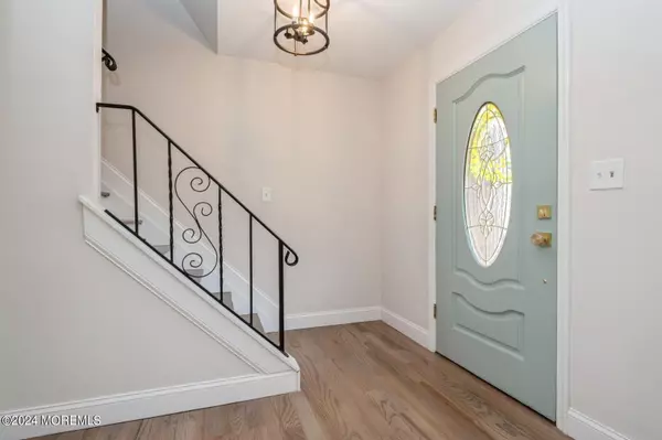 Bayville, NJ 08721,7 Frost Drive