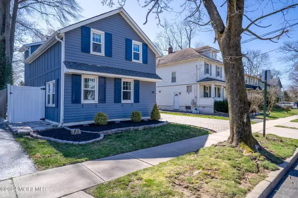 Red Bank, NJ 07701,23 Tower Hill Avenue