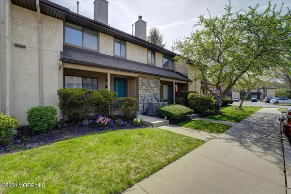 Plainsboro, NJ 08536,277 Hampshire Drive