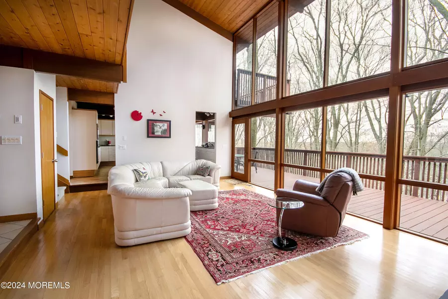 8 Iron Hill Drive, Holmdel, NJ 07733