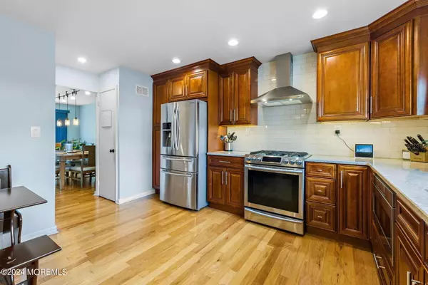 Hillsborough, NJ 08844,918 Merritt Drive #C