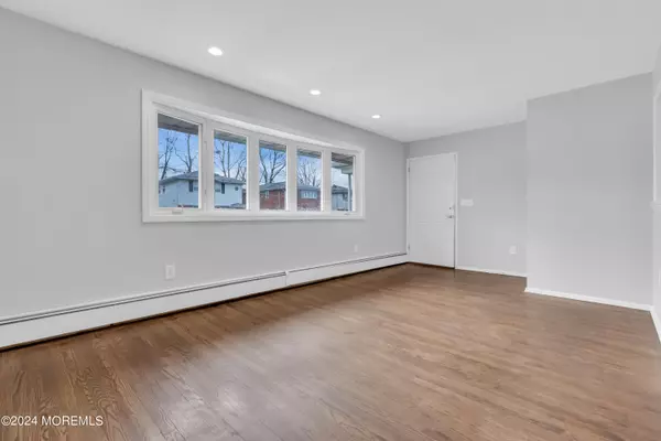 Linden City, NJ 07036,308 Kennedy Drive