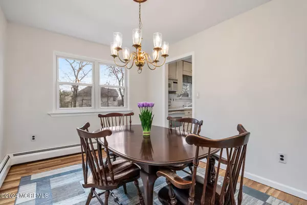 Hazlet, NJ 07730,12 Bunkerhill Road