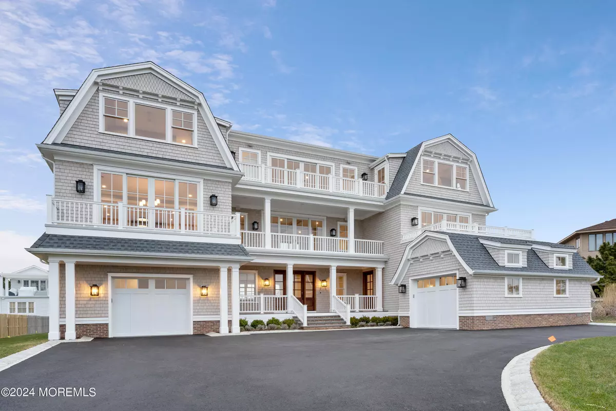 Monmouth Beach, NJ 07750,108 Ocean Avenue