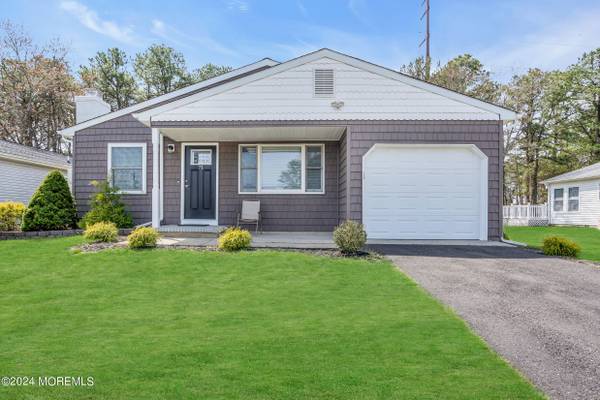 71 Guadalajara Drive, Toms River, NJ 08757