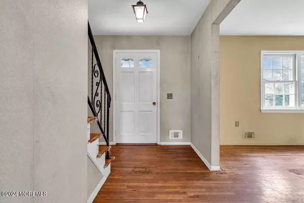 Eatontown, NJ 07724,349 Grant Avenue