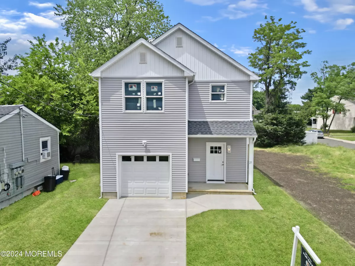 Keyport, NJ 07735,25 Brook Avenue