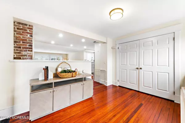 Fair Haven, NJ 07704,188 Hance Road