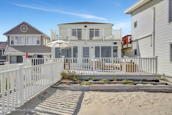 Point Pleasant Beach, NJ 08742,241 Boardwalk