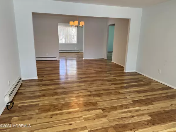 Toms River, NJ 08757,37 Sheepshead Drive