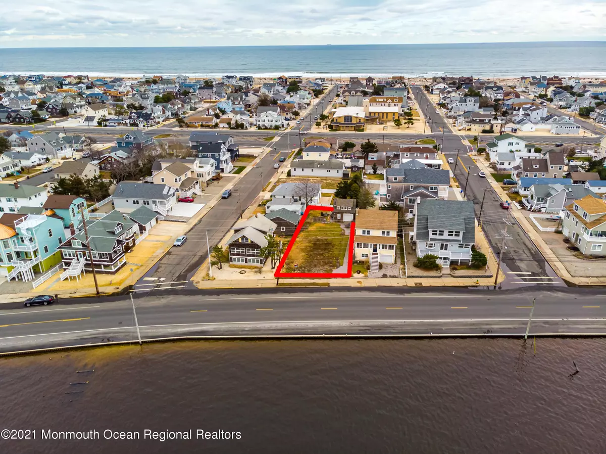 Seaside Park, NJ 08752,508 N Bayview Avenue