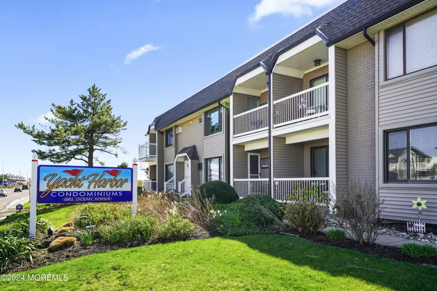 1382 Ocean Avenue ##A3, Sea Bright, NJ 07760