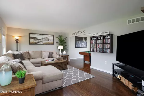 Brick, NJ 08724,609 Sunshine Court