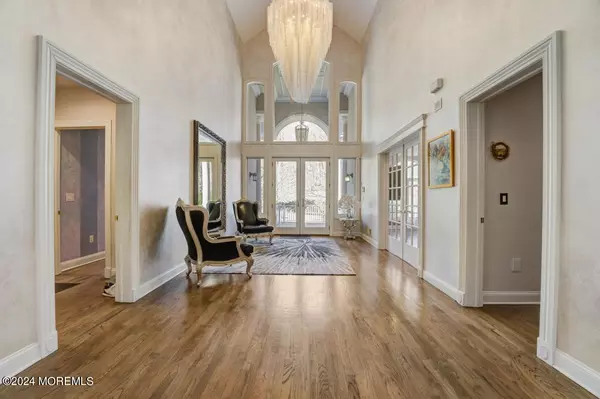 Marlboro, NJ 07746,110 Mountainside View