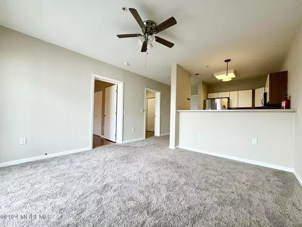South Amboy, NJ 08879,100 Oleary Boulevard #319
