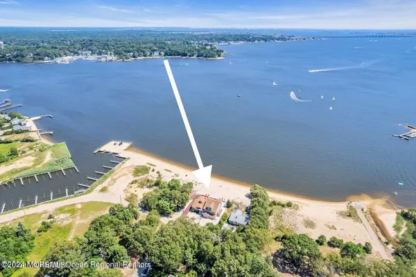 Bayville, NJ 08721,17 Bayview Place