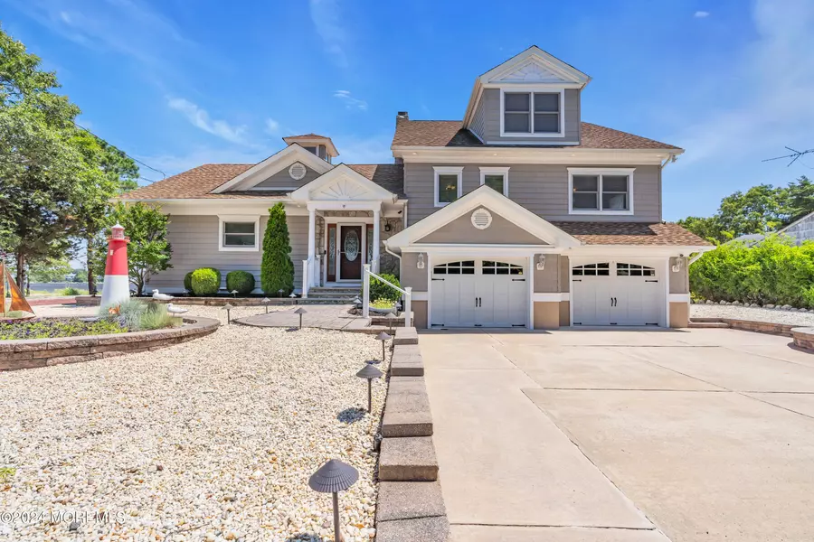 17 Bayview Place, Bayville, NJ 08721