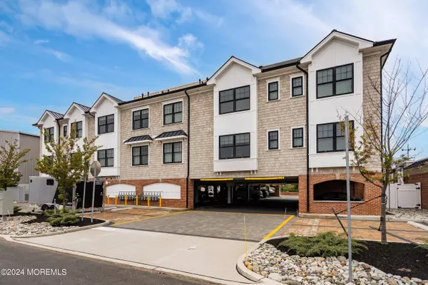 Point Pleasant Beach, NJ 08742,1801 Route 35 ##3
