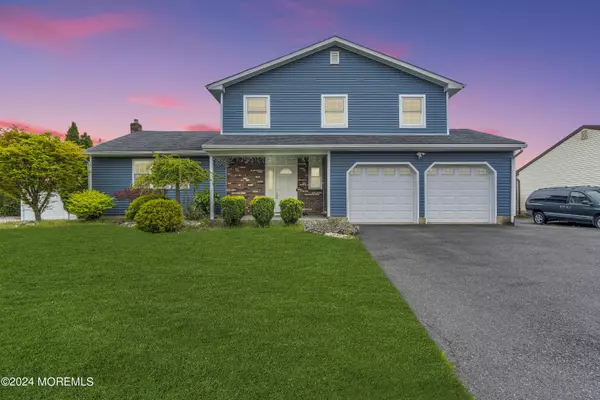 49 Agatha Drive, Edison, NJ 08817