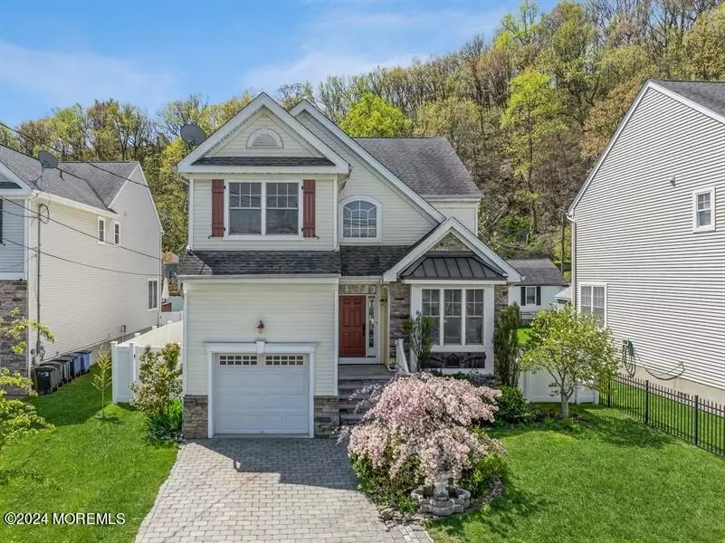 345 Shore Drive, Highlands, NJ 07732